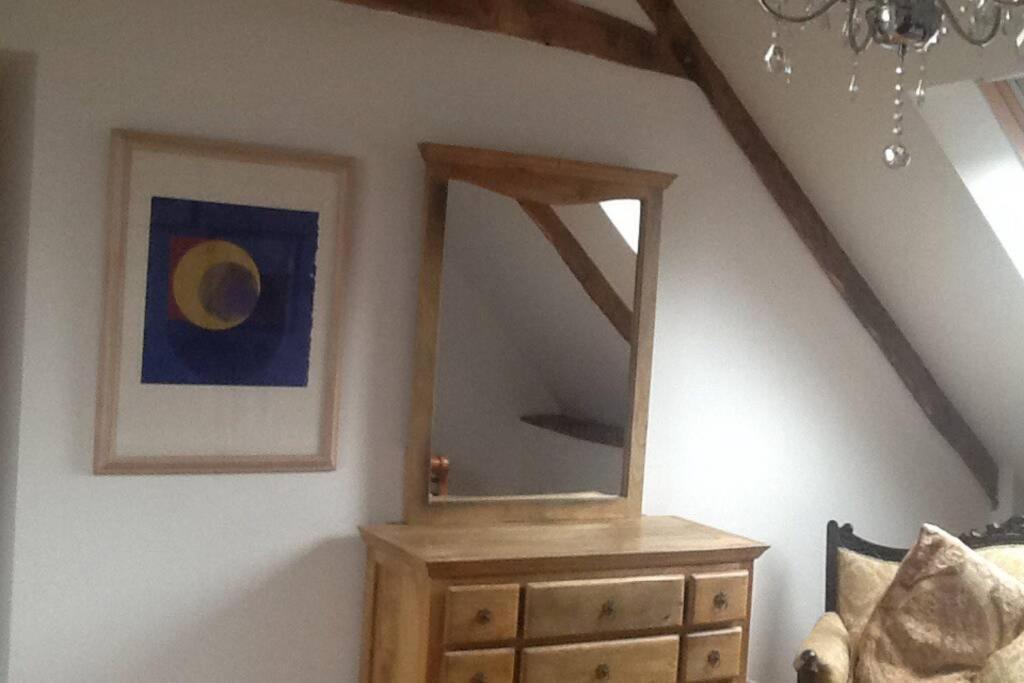 Les Ecuries Is A Modern Renovated Barn Villa Laniscat Eksteriør bilde